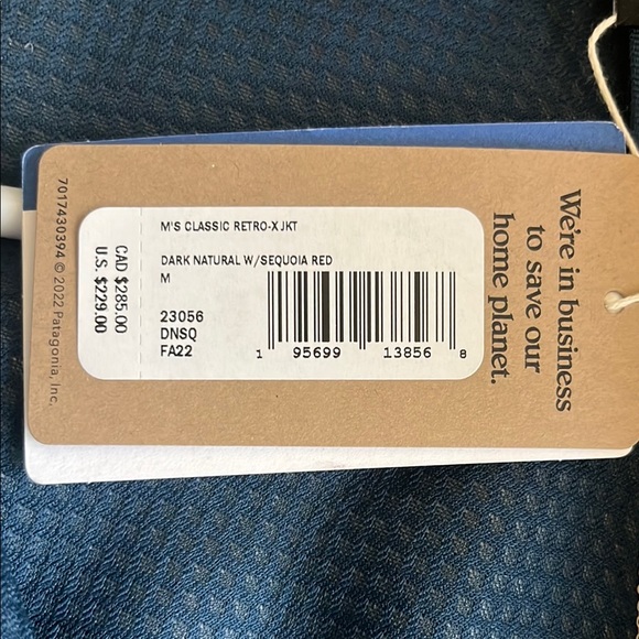 Patagonia Beige and Burgundy Fleece Jacket - Picture 4 of 4